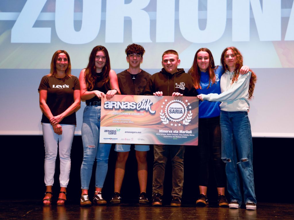 Alumnado de Toki Ona premiado en el concurso 